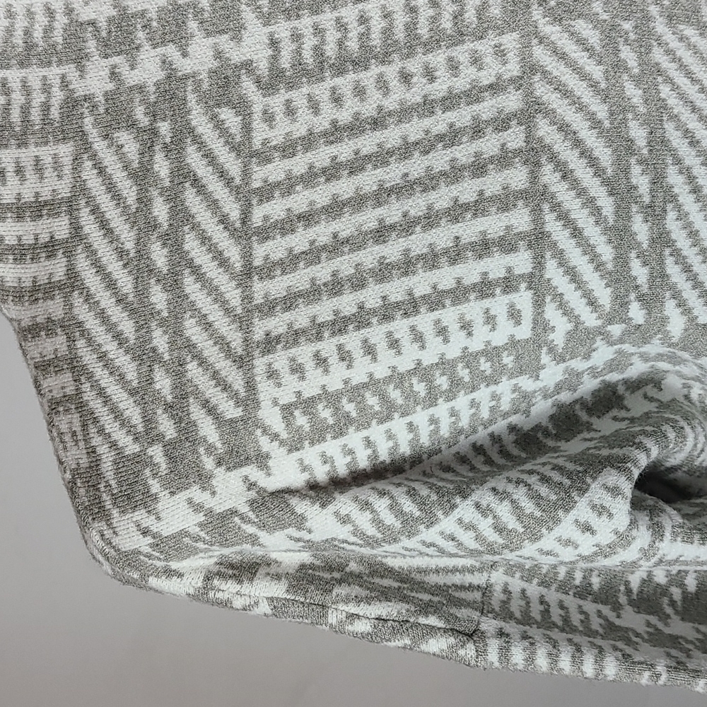 Max Studio Sweater - Picture 4 of 13